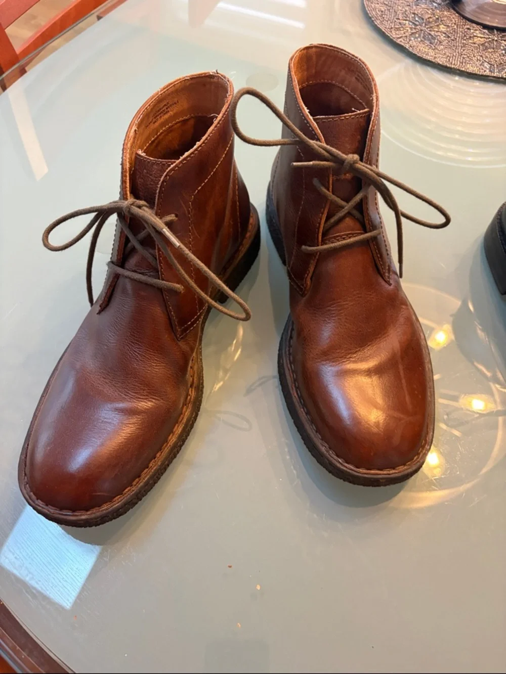 Born Men's Chestnut Brown Leather Chukka Boots - Picture 1 of 3